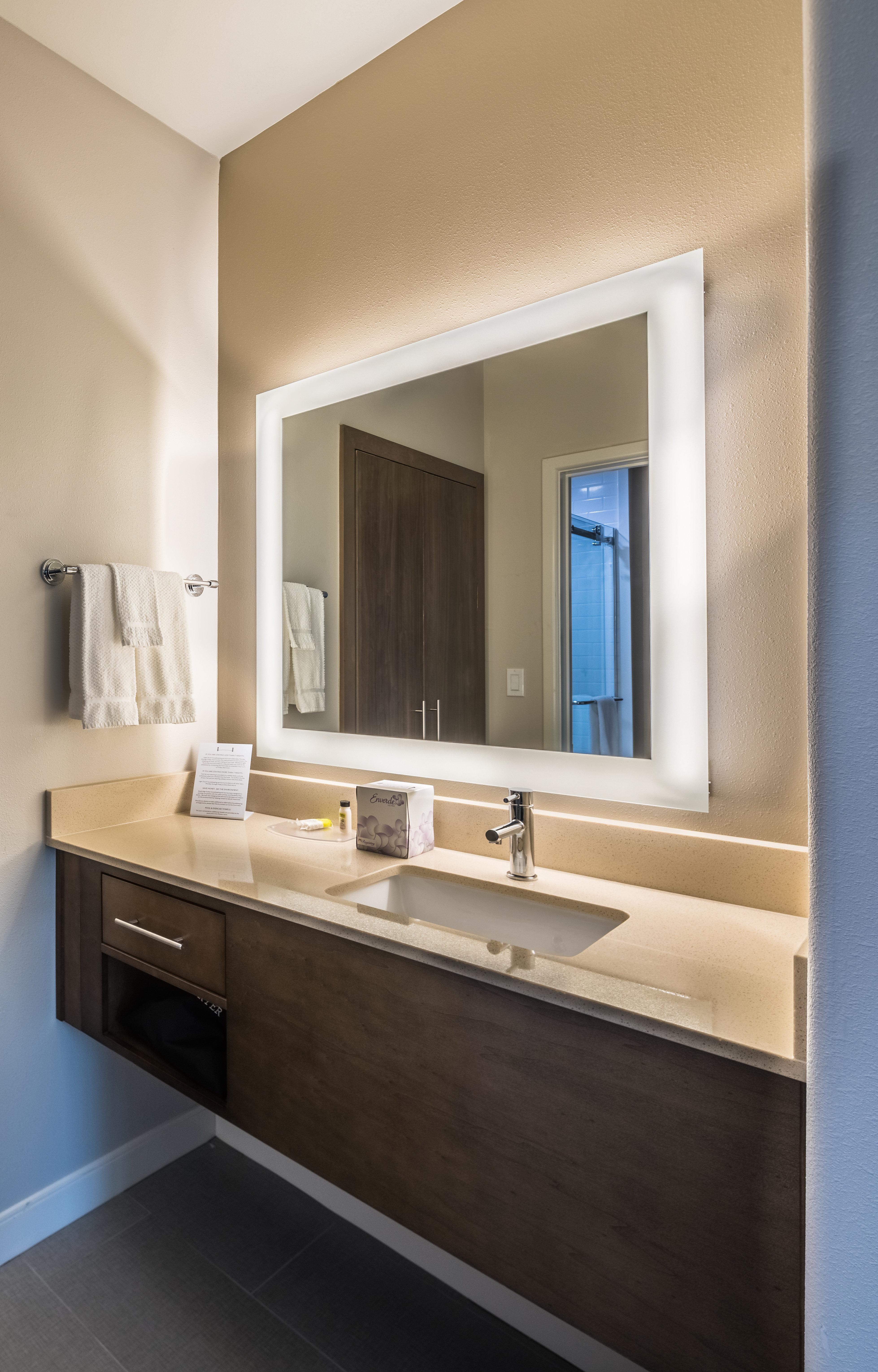 Staybridge Suites - Lake Jackson By Ihg Екстериор снимка