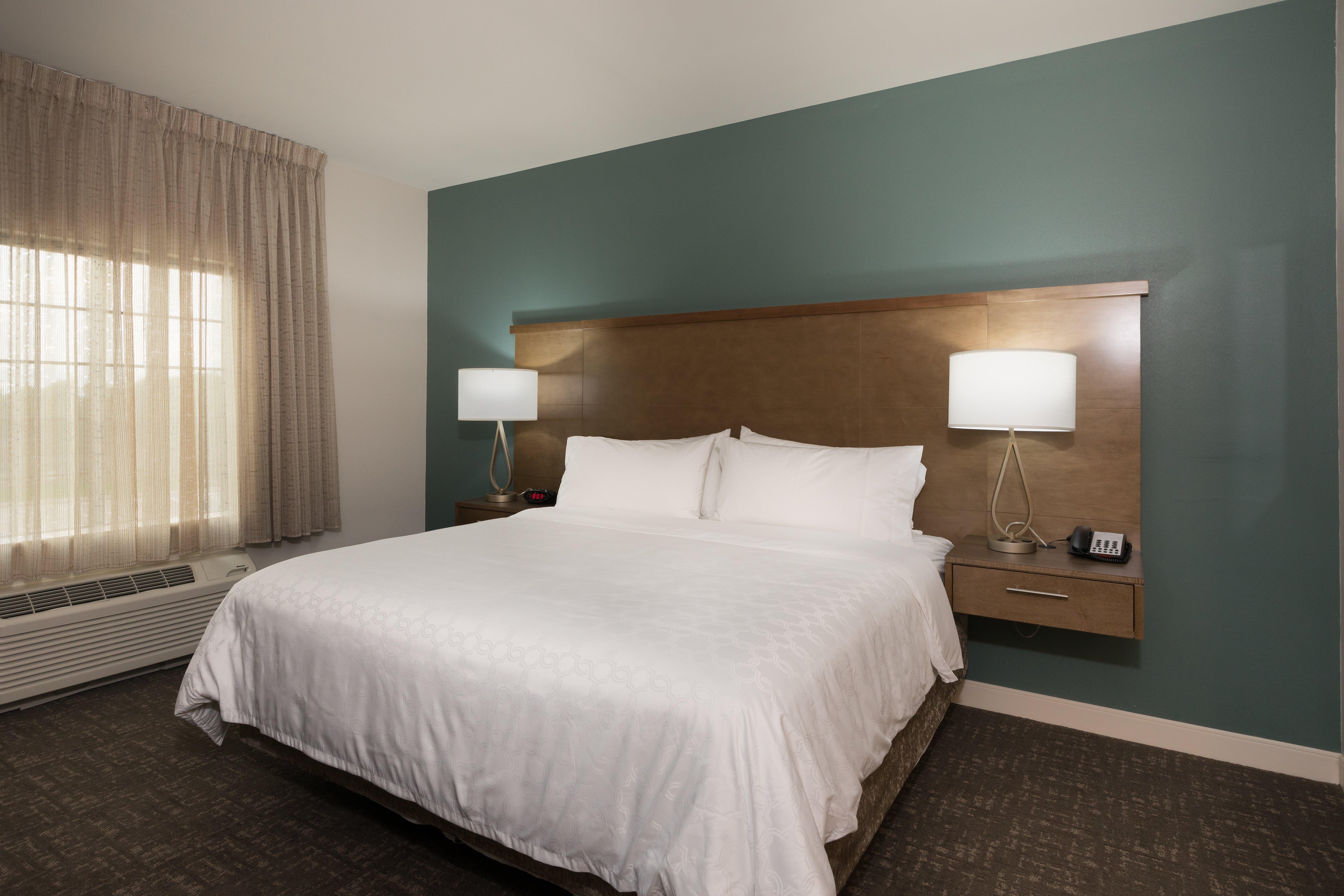 Staybridge Suites - Lake Jackson By Ihg Екстериор снимка
